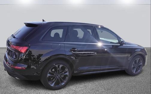 2026 Audi Q7 55 Premium Plus