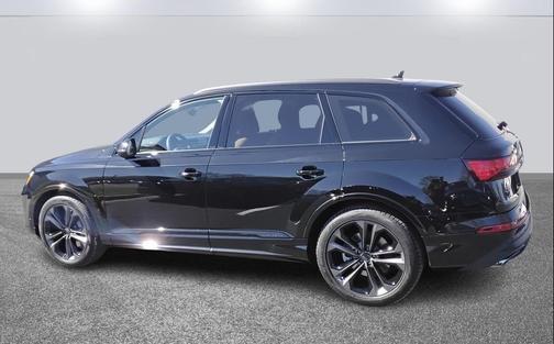 2026 Audi Q7 55 Premium Plus