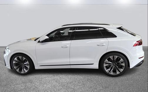 2025 Audi Q8 55 Premium Plus