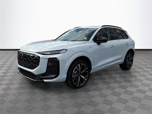 2026 Audi Q3 S line