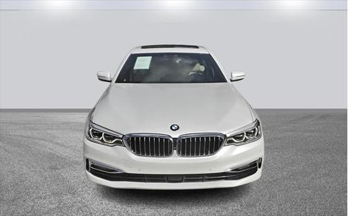 2017 BMW 540 540i