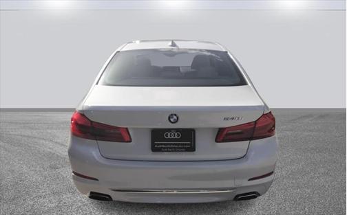 2017 BMW 540 540i