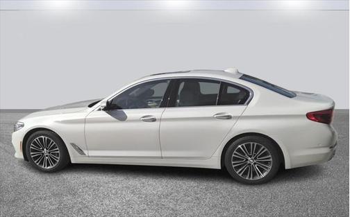 2017 BMW 540 540i