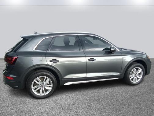 2022 Audi Q5 45 S line Premium