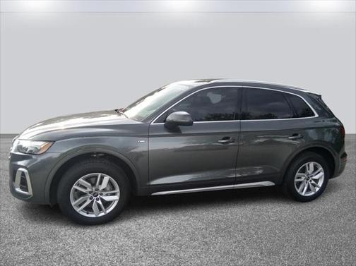 2022 Audi Q5 45 S line Premium