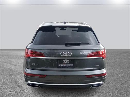 2022 Audi Q5 45 S line Premium