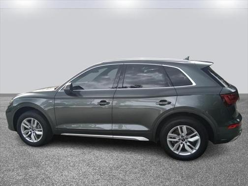 2022 Audi Q5 45 S line Premium