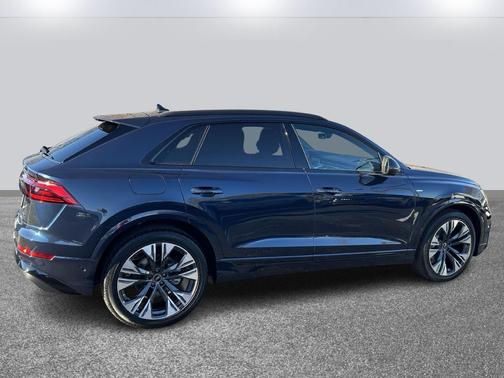 2026 Audi Q8 55 Premium Plus