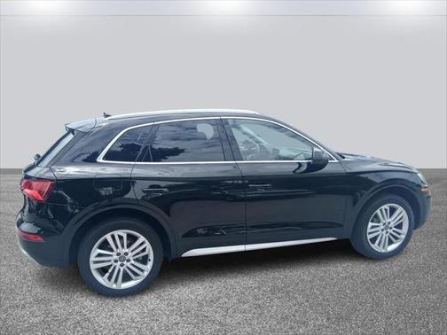 2020 Audi Q5 45 Premium Plus