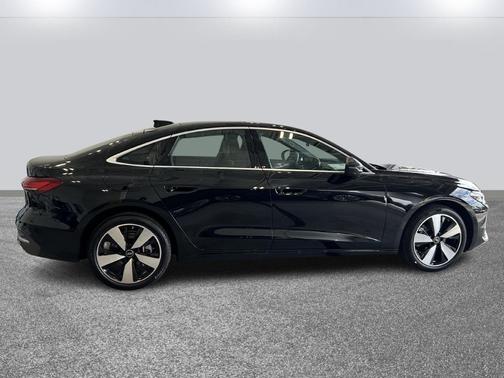 2025 Audi A5 Premium Plus TFSI quattro S tronic