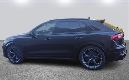 mythos black metallic 2026 Audi RS Q8 4.0T