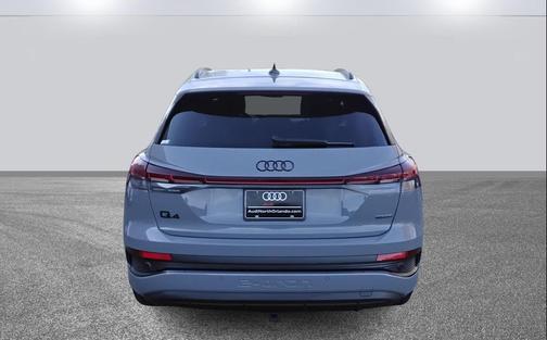 2024 Audi Q4 e-tron Premium Plus 55 quattro