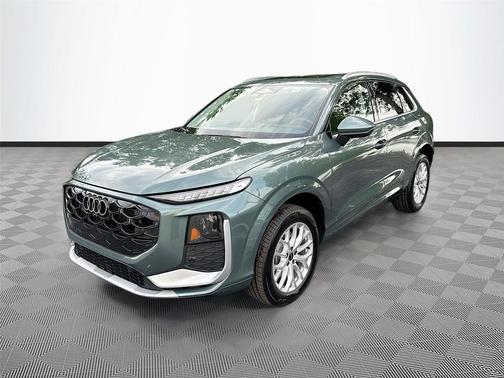 Sage Green Metallic 2026 Audi Q3 TFSI quattro S tronic