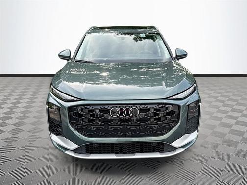 Sage Green Metallic 2026 Audi Q3 TFSI quattro S tronic