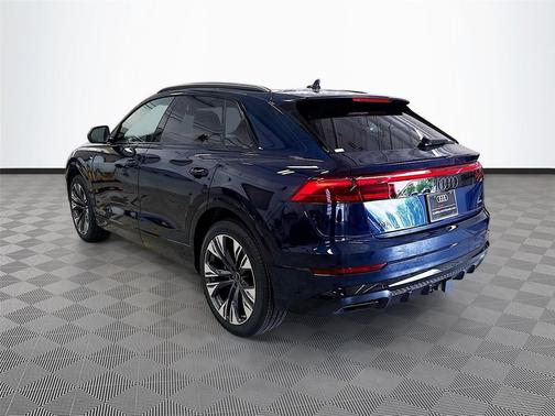Waitomo Blue Metallic 2026 Audi Q8 55 Premium Plus