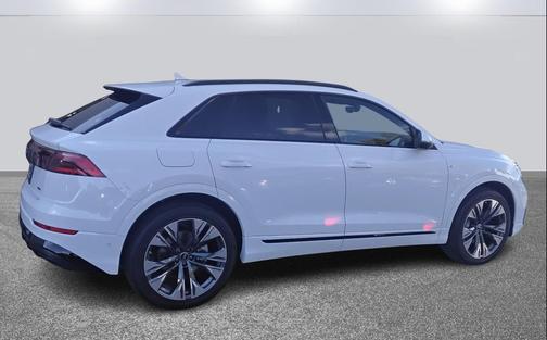 2026 Audi Q8 55 Premium Plus