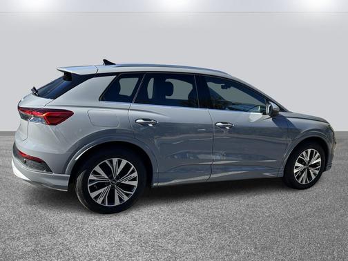 2025 Audi Q4 e-tron Premium 45 quattro