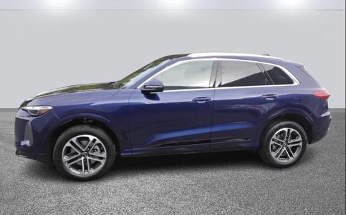 2025 Audi Q5 Premium TFSI quattro S tronic