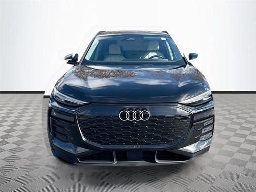 2025 Audi Q6 e-tron Premium