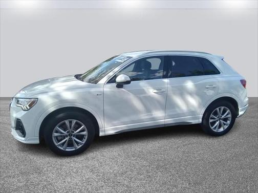 2024 Audi Q3 Premium 45 TFSI S line quattro Tiptronic