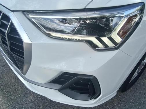2024 Audi Q3 Premium 45 TFSI S line quattro Tiptronic