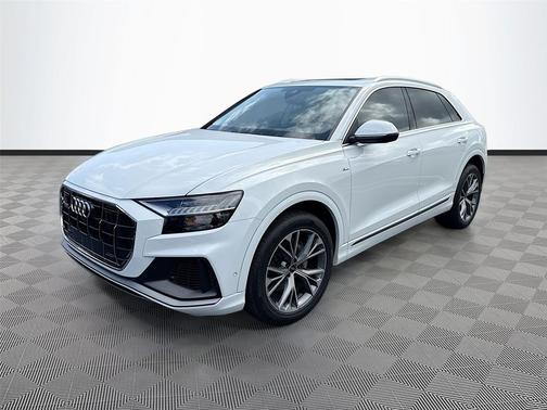 Glacier White Metallic 2023 Audi Q8 55 Premium Plus