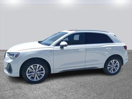 2024 Audi Q3 45 S line Premium Plus
