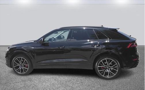 2023 Audi Q8 55 Premium Plus