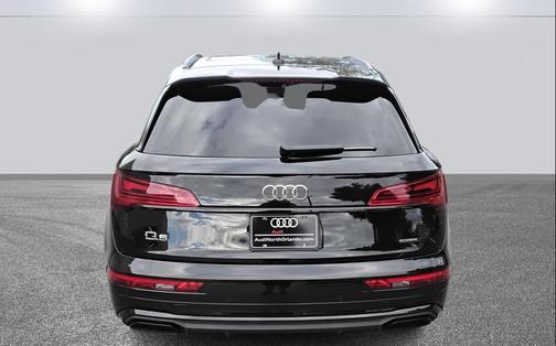 2025 Audi Q5 45 S line Premium