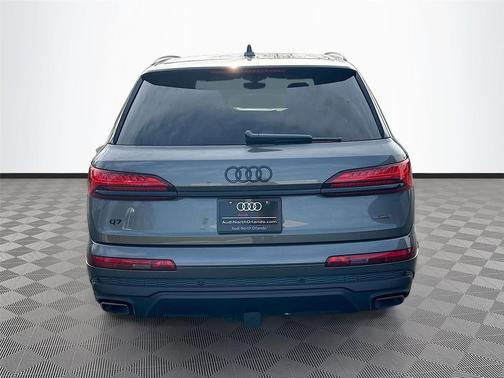 2026 Audi Q7 55 Premium Plus