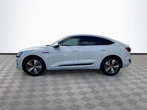 2024 Audi Q8 e-tron Premium Plus