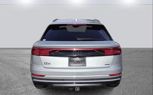 2023 Audi Q8 55 Premium Plus