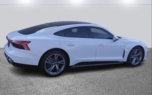 2023 Audi e-tron GT Premium Plus quattro