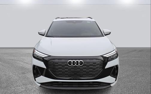2024 Audi Q4 e-tron Premium Plus 55 quattro