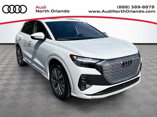Glacier White Metallic 2023 Audi Q4 e-tron Premium Plus 40 RWD