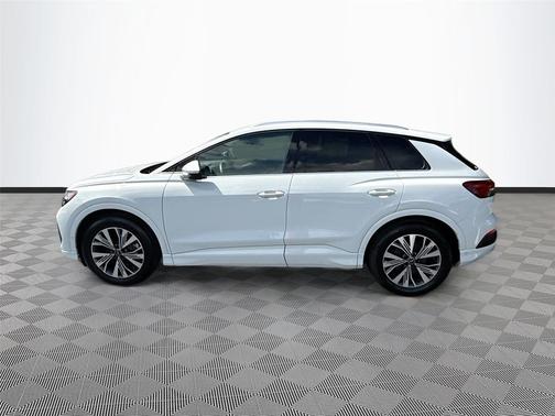 Glacier White Metallic 2023 Audi Q4 e-tron Premium Plus 40 RWD