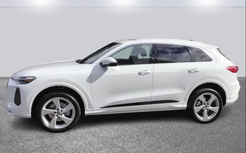 2025 Audi Q5 Premium Plus TFSI quattro S tronic