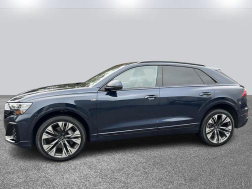 2025 Audi Q8 55 Premium Plus