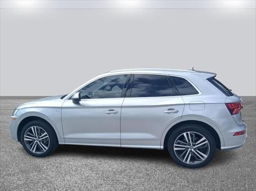 2020 Audi Q5 Premium Plus 55 TFSI e quattro S tronic