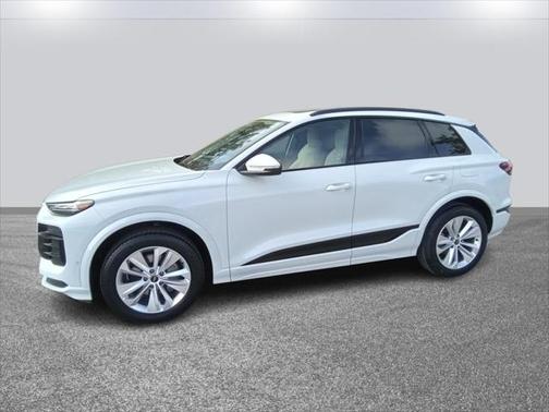 2025 Audi Q6 e-tron Premium Plus