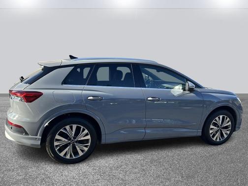 2023 Audi Q4 e-tron Premium Plus 40 RWD