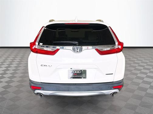 White Diamond Pearl 2018 Honda CR-V Touring