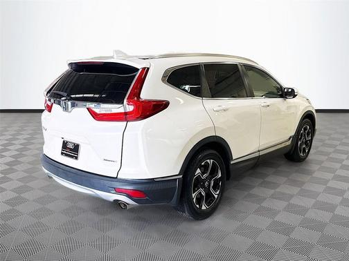 White Diamond Pearl 2018 Honda CR-V Touring