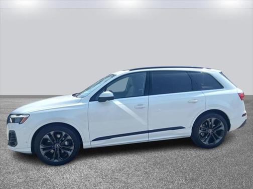 2025 Audi Q7 55 Prestige