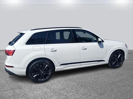 2025 Audi Q7 55 Prestige