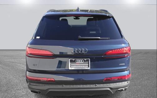 2025 Audi Q7 45 Premium Plus