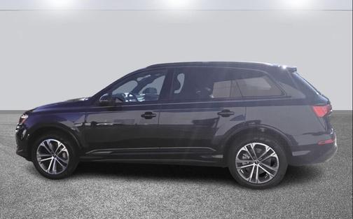 2025 Audi Q7 45 Premium Plus
