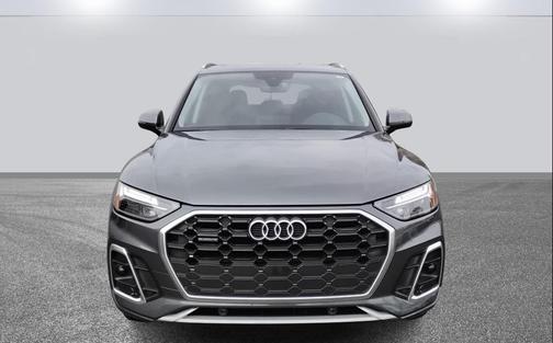 2023 Audi Q5 45 S line Premium