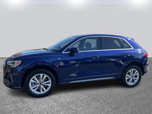 2025 Audi Q3 Premium 45 TFSI S line quattro Tiptronic