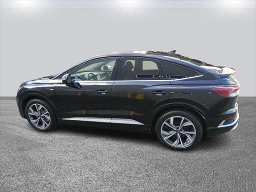 2025 Audi Q4 e-tron Sportback Premium 55 quattro